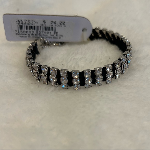 Crystal Bracelet on Stretchy Black Band - Picture 7 of 10
